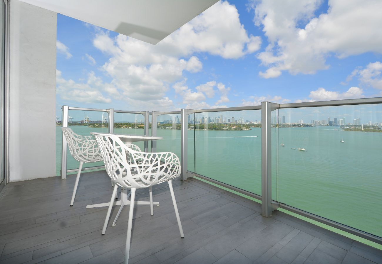 Departamento en Miami Beach - Grand 3-Room Suite Sunset Bay View