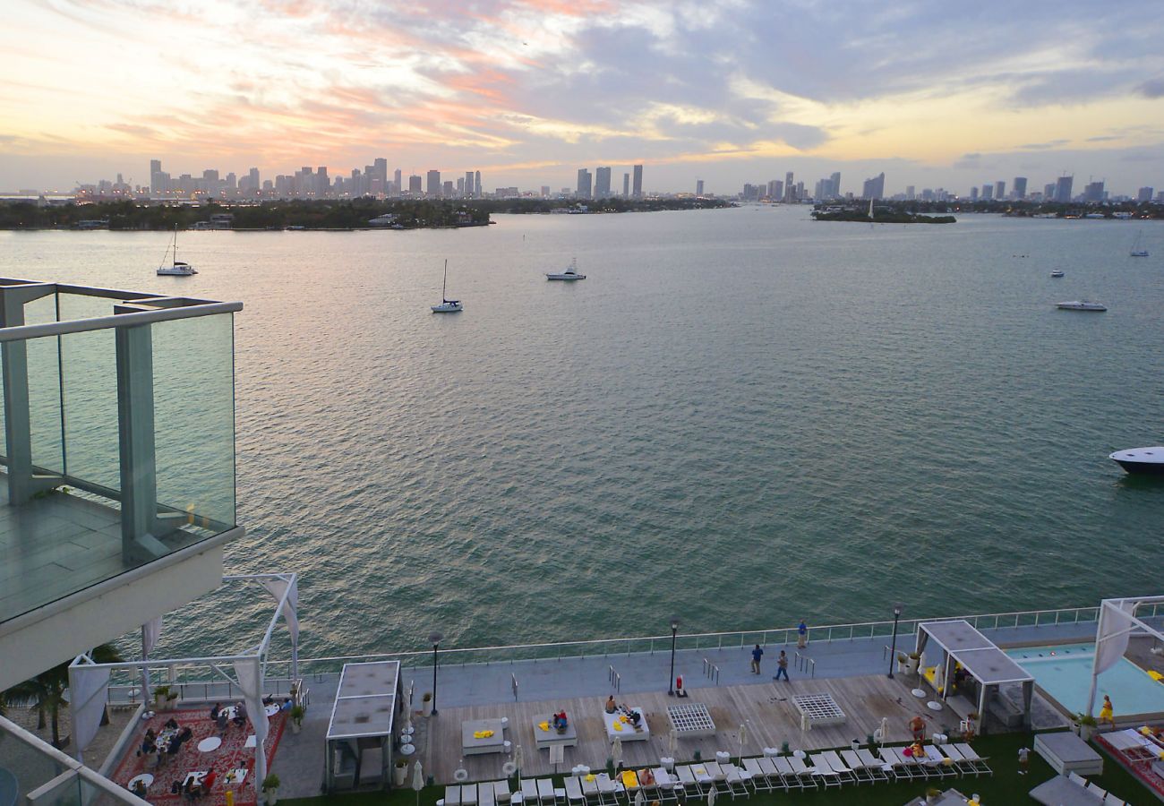 Departamento en Miami Beach - Grand 3-Room Suite Sunset Bay View