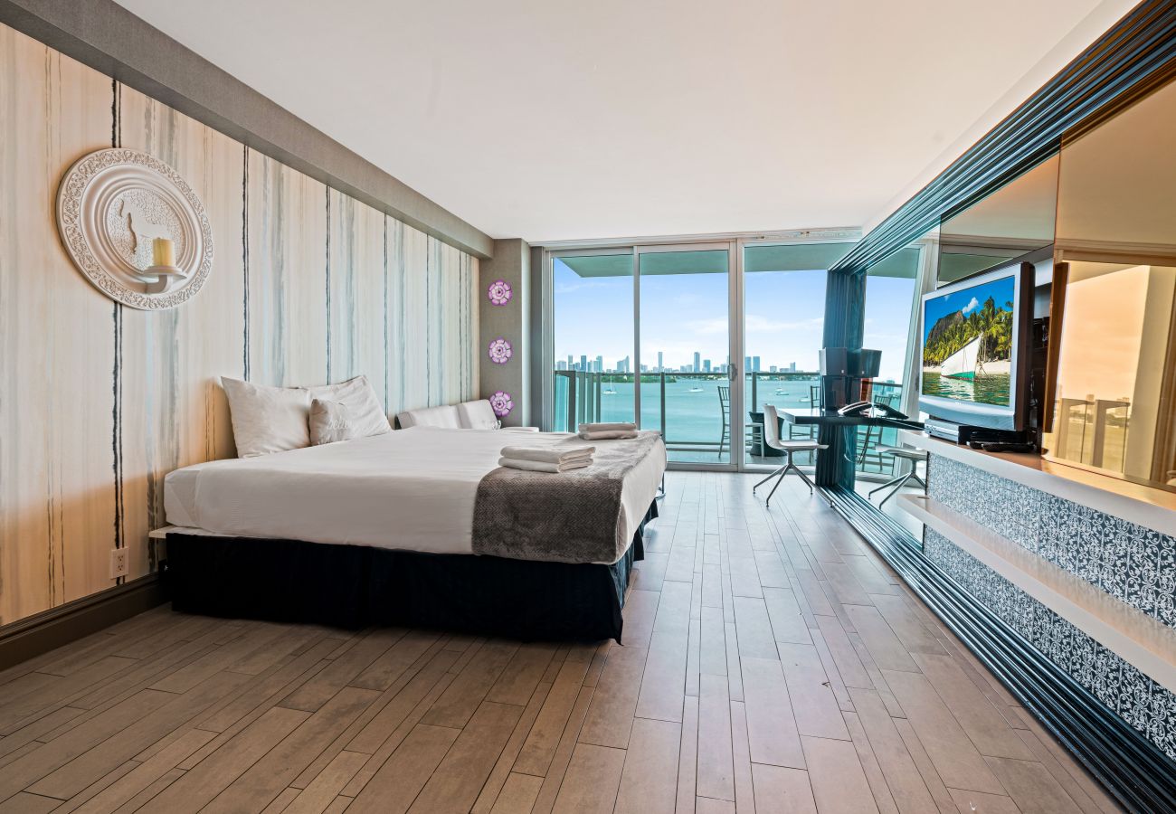 Departamento en Miami Beach - Brilliant 1BR Suite w Bay View 5*