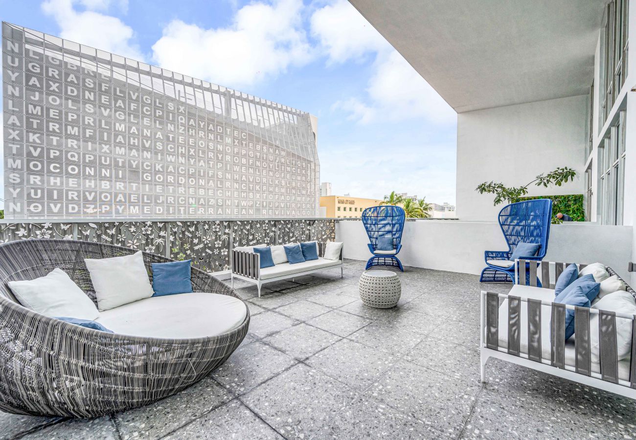 House in Miami Beach - Fancy 5 Story Townhouse Miami Beach