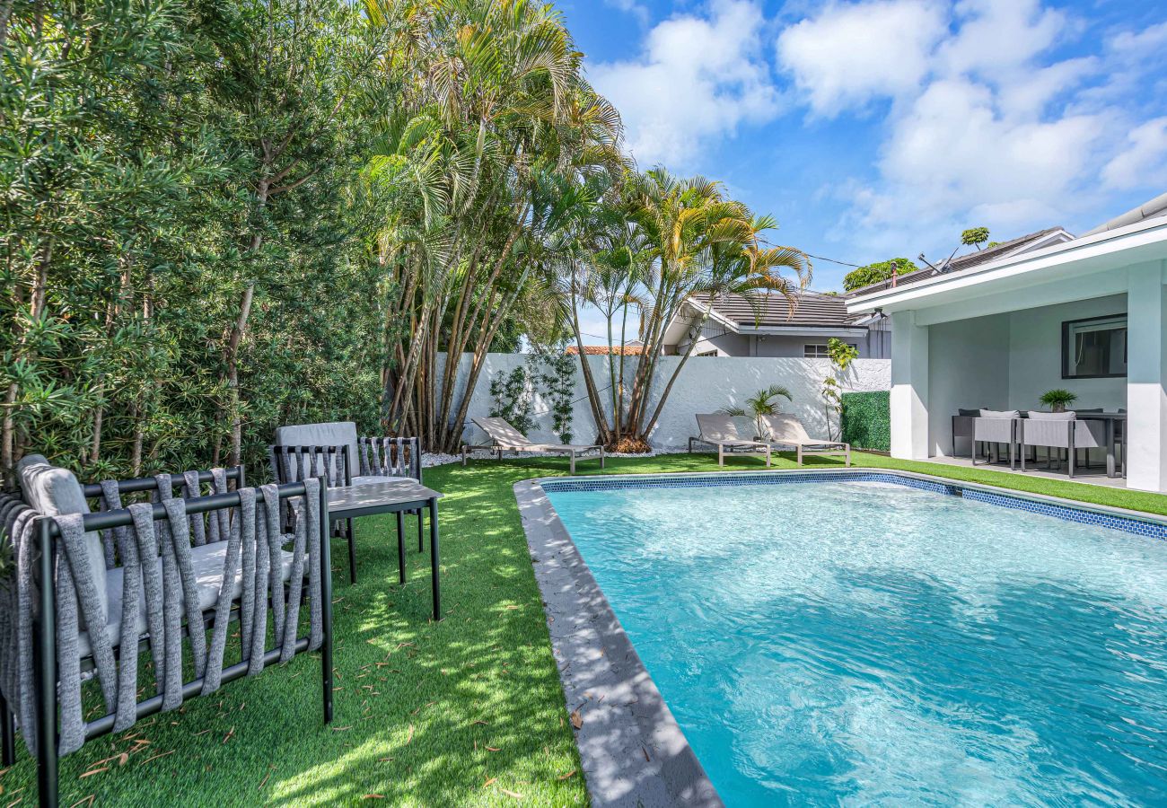 House in Miami - Dream House w Pool 4BR, 10 Guests