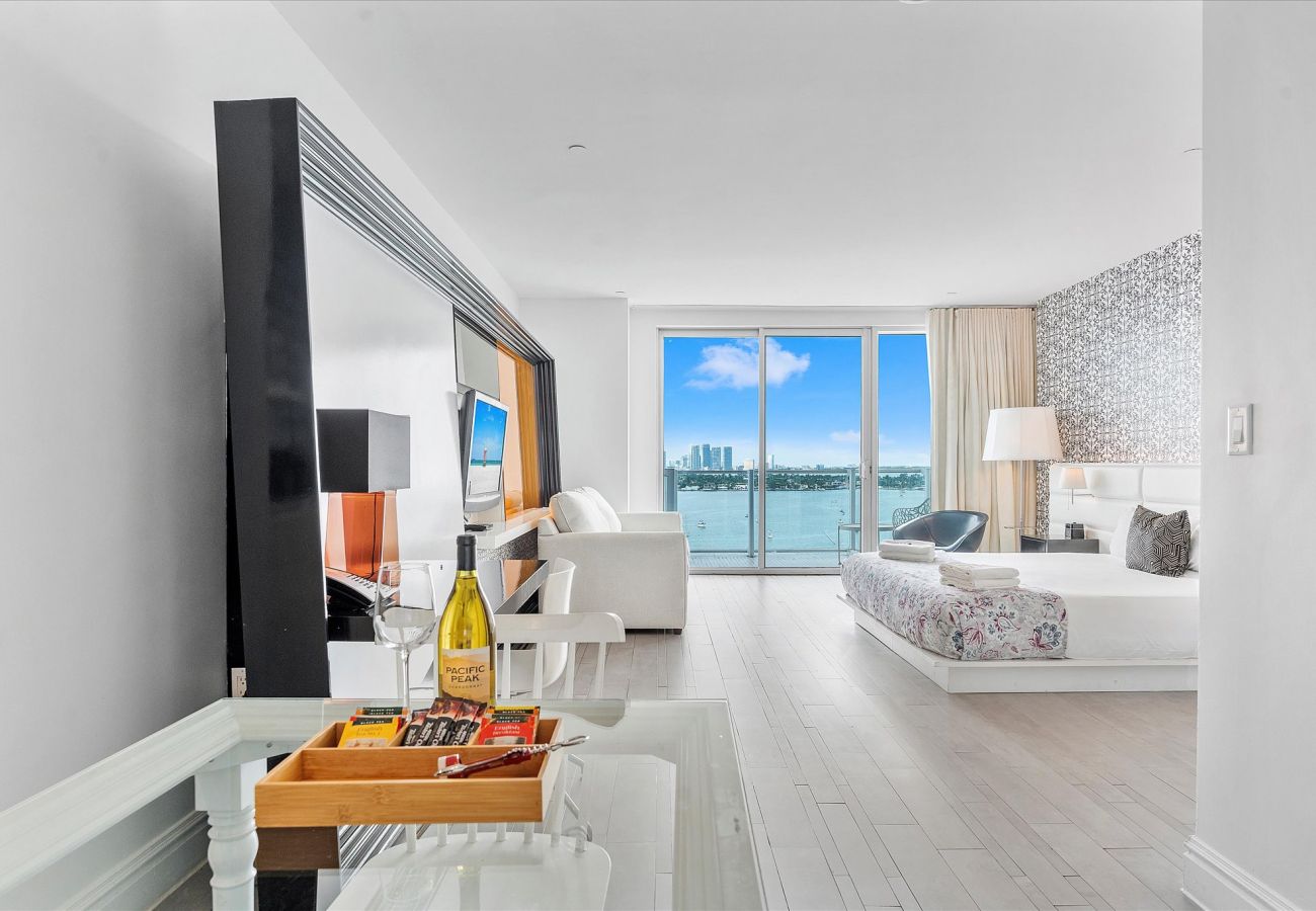 Studio in Miami Beach - AMAZING STUDIO W BAY VIEW