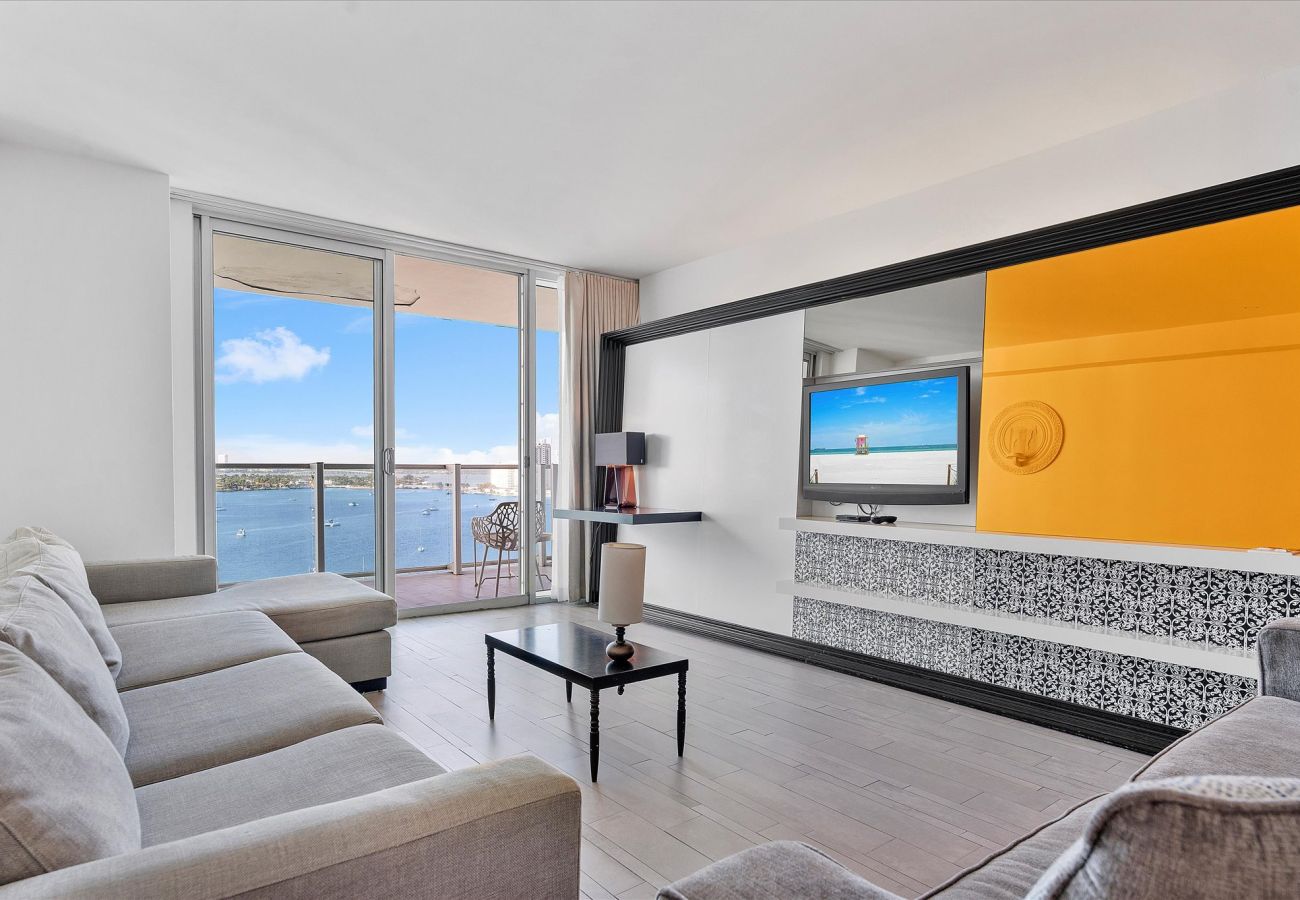 Apartment in Miami Beach - SOUTH BEACH EXTRAORDINARY APT W BAY VIEW