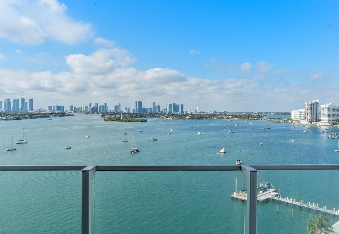 Apartment in Miami Beach - SOUTH BEACH EXTRAORDINARY APT W BAY VIEW