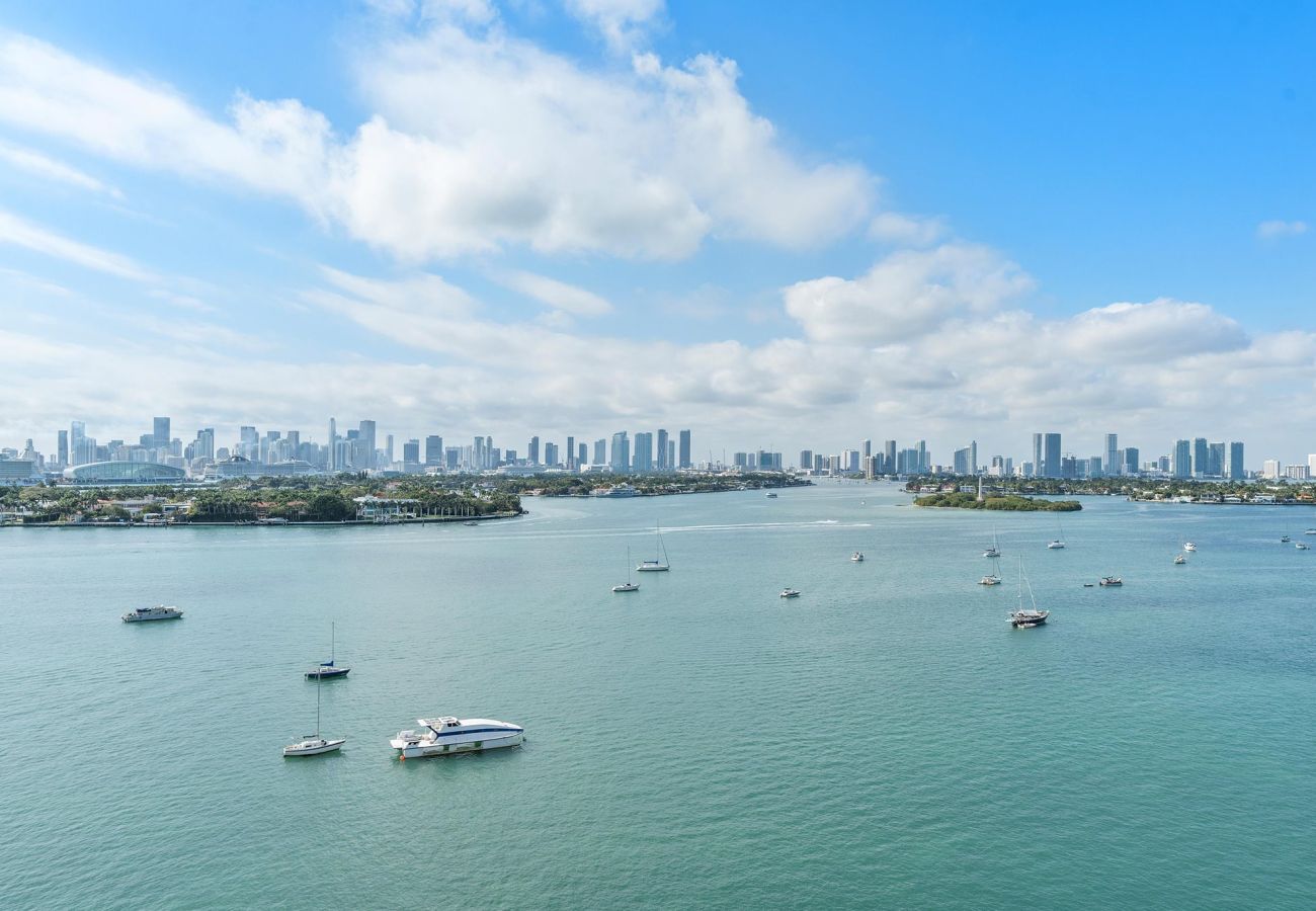 Apartment in Miami Beach - SOUTH BEACH EXTRAORDINARY APT W BAY VIEW