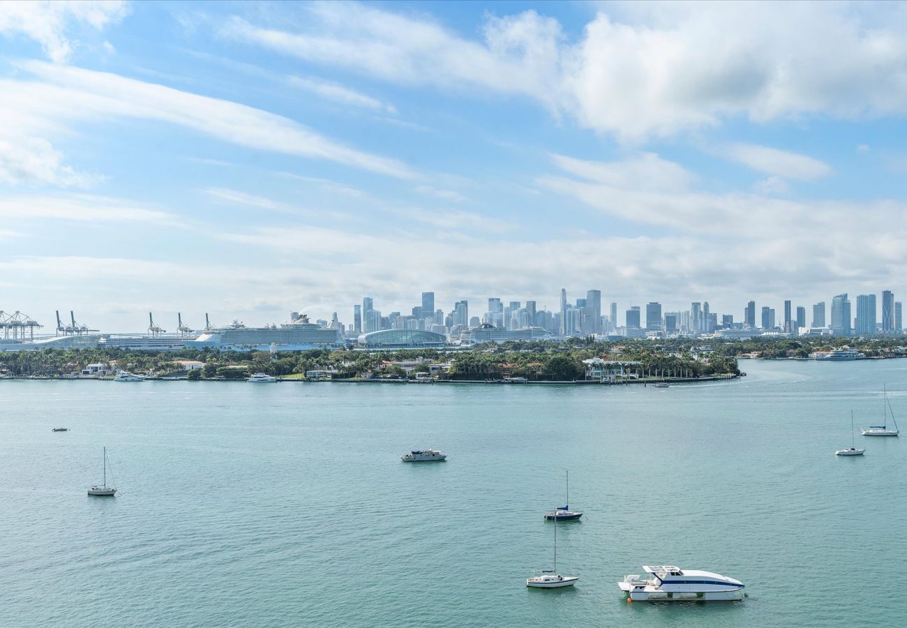 Apartment in Miami Beach - SOUTH BEACH EXTRAORDINARY APT W BAY VIEW